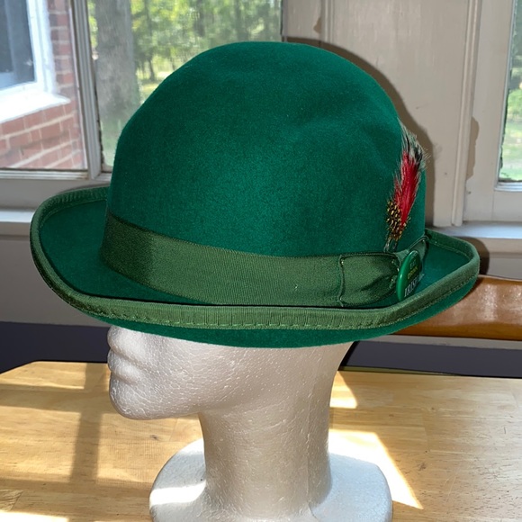 Royal Crown Derby Other - Derby Green vintage wool Xlarge hat pre-owned